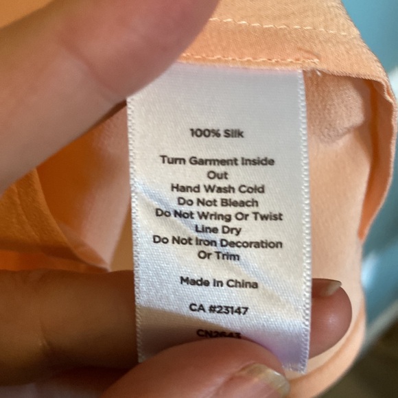 Talbots peach silk camp shirt button down size 14z lightweight sheer office wear - Picture 4 of 5